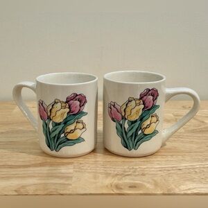 2 Retro Discontinued McCrorys Stores Coffee Mugs Tulip Flower Design Excellent